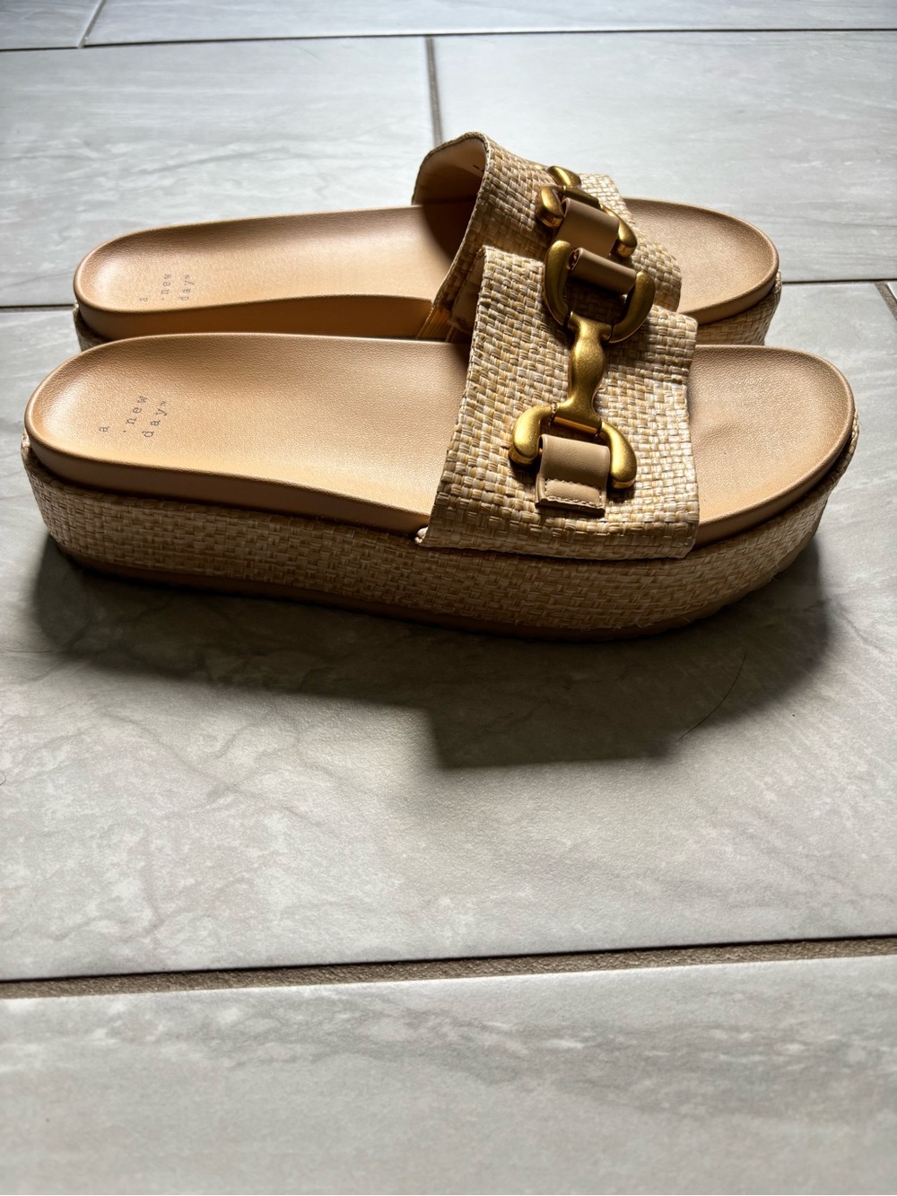 A New Day Agnes Platform Sandals 9